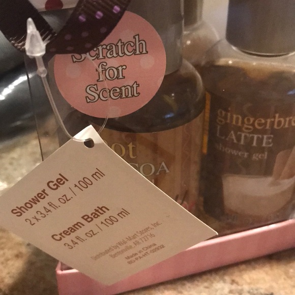 Sweet Shop Christmas Shower Gel Gift Set - Picture 6 of 6